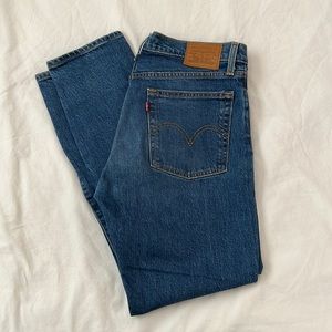 Levi’s Wedgie Jeans